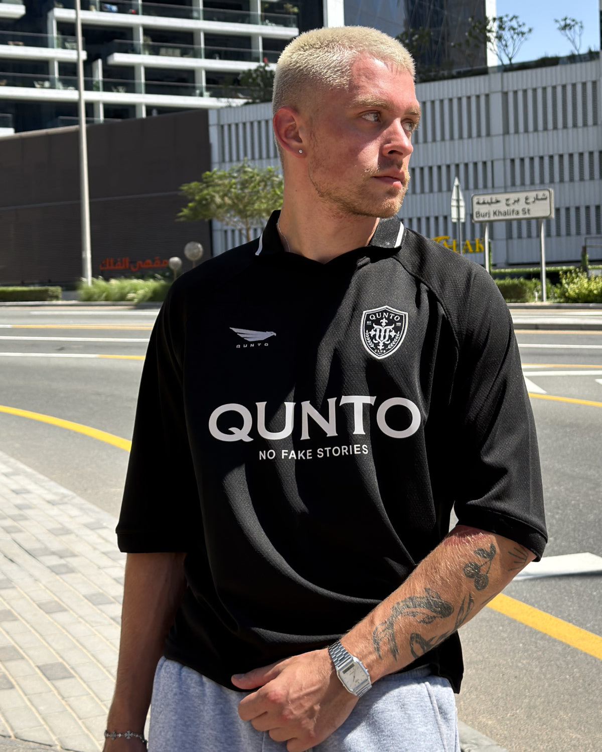QUNTO Jersey Short Sleeve Black & Silver