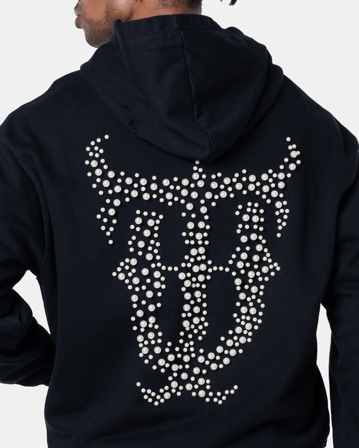 QT PEARL ZIPPER HOODIE BLACK