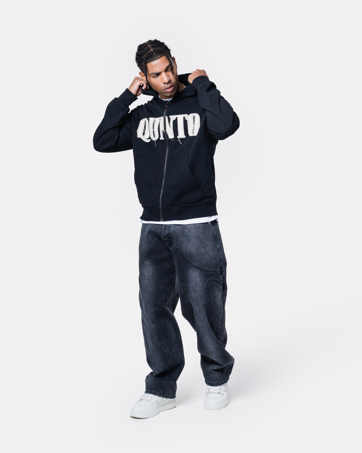 CLASSIC ZIPPER HOODIE BLACK