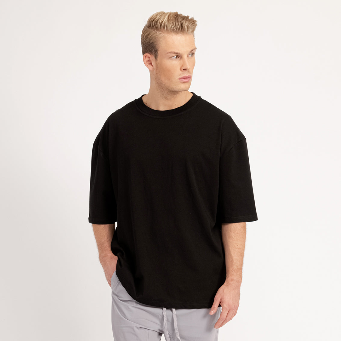 Basic T Black - test